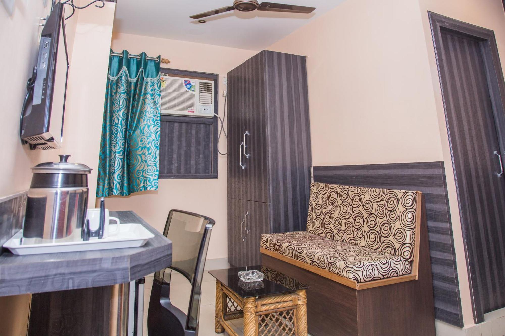 Oyo Hotel Executive Inn Agartala Exterior photo