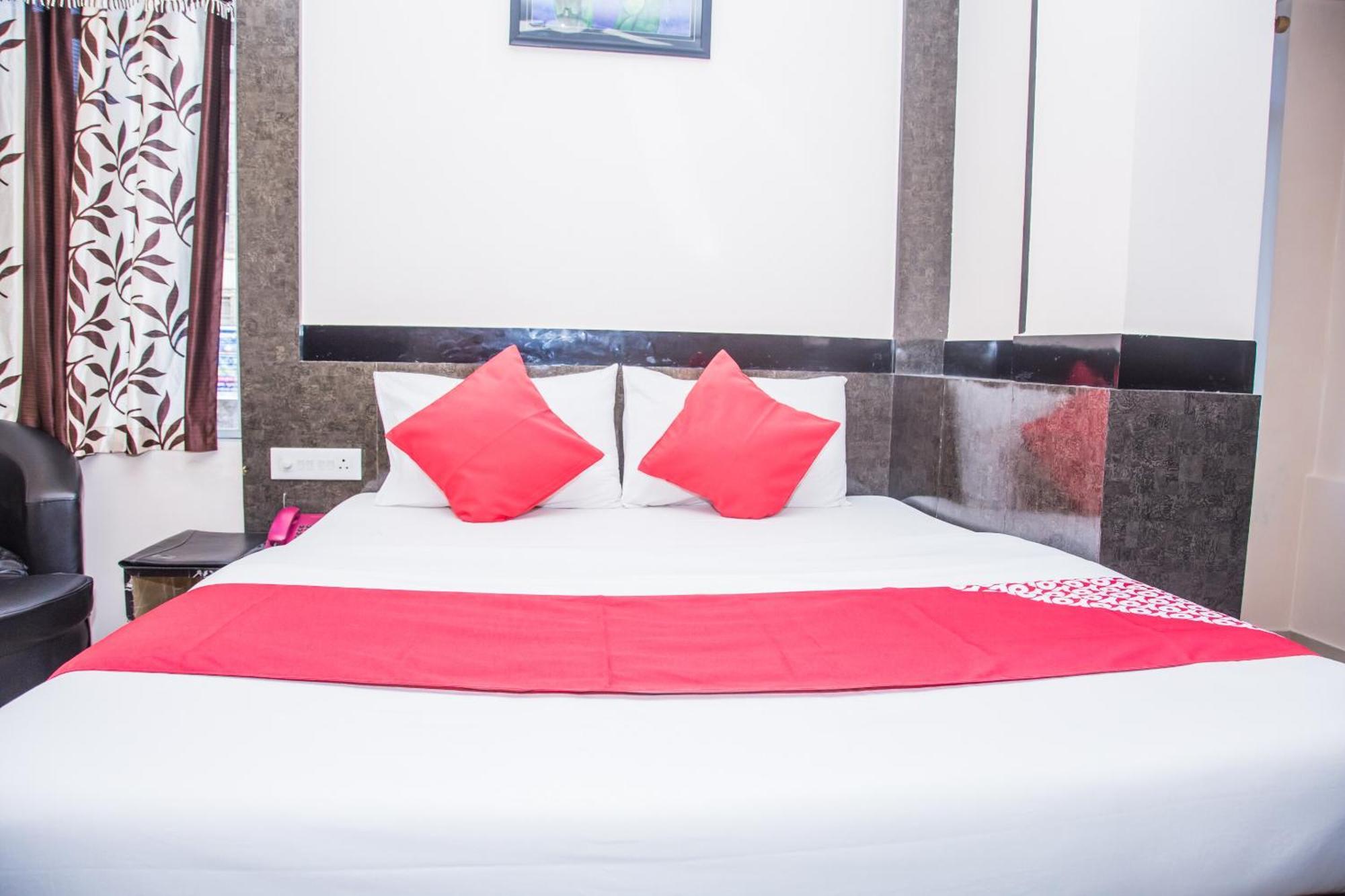 Oyo Hotel Executive Inn Agartala Exterior photo